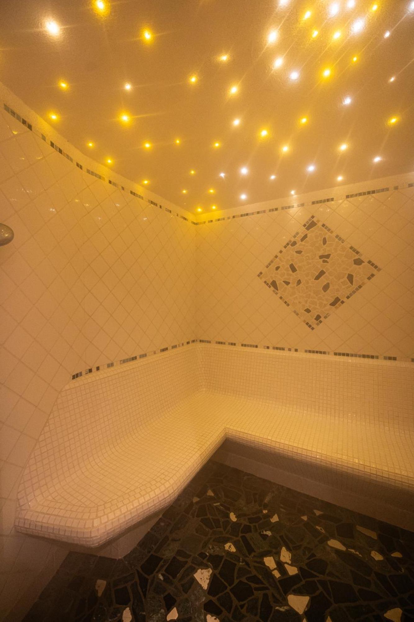 Hotel Engel Canazei Ngoại thất bức ảnh