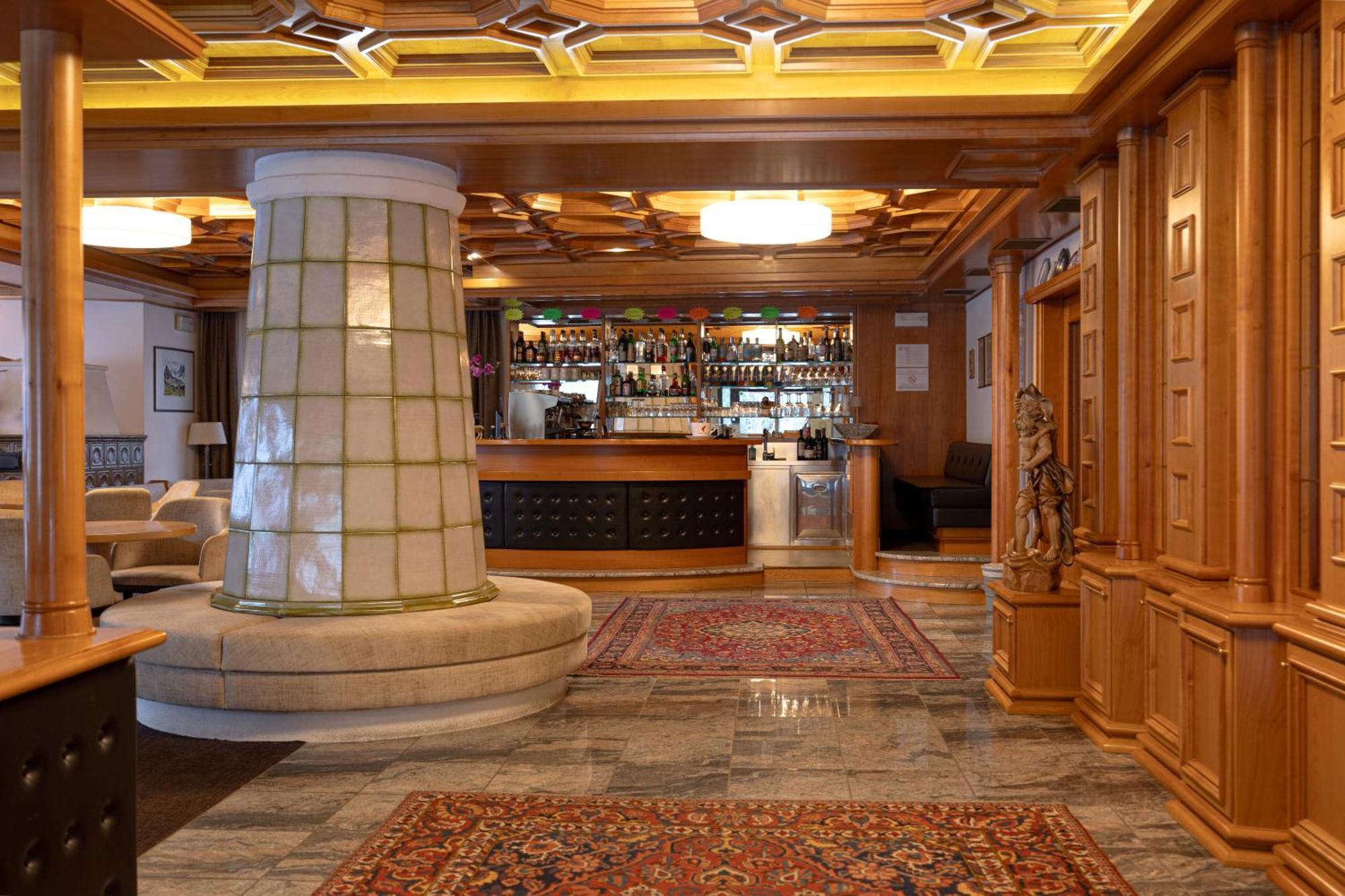 Hotel Engel Canazei Ngoại thất bức ảnh