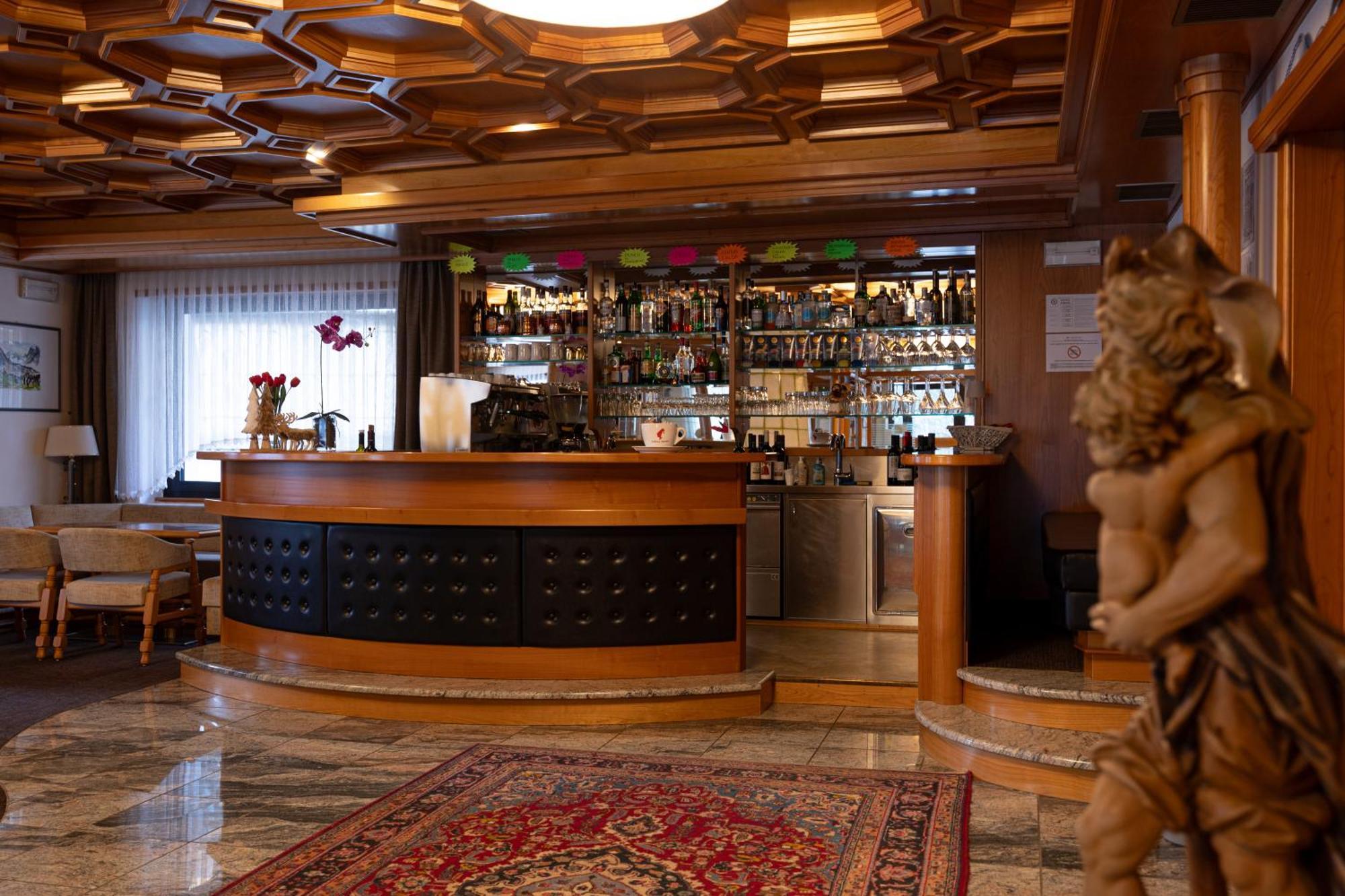 Hotel Engel Canazei Ngoại thất bức ảnh
