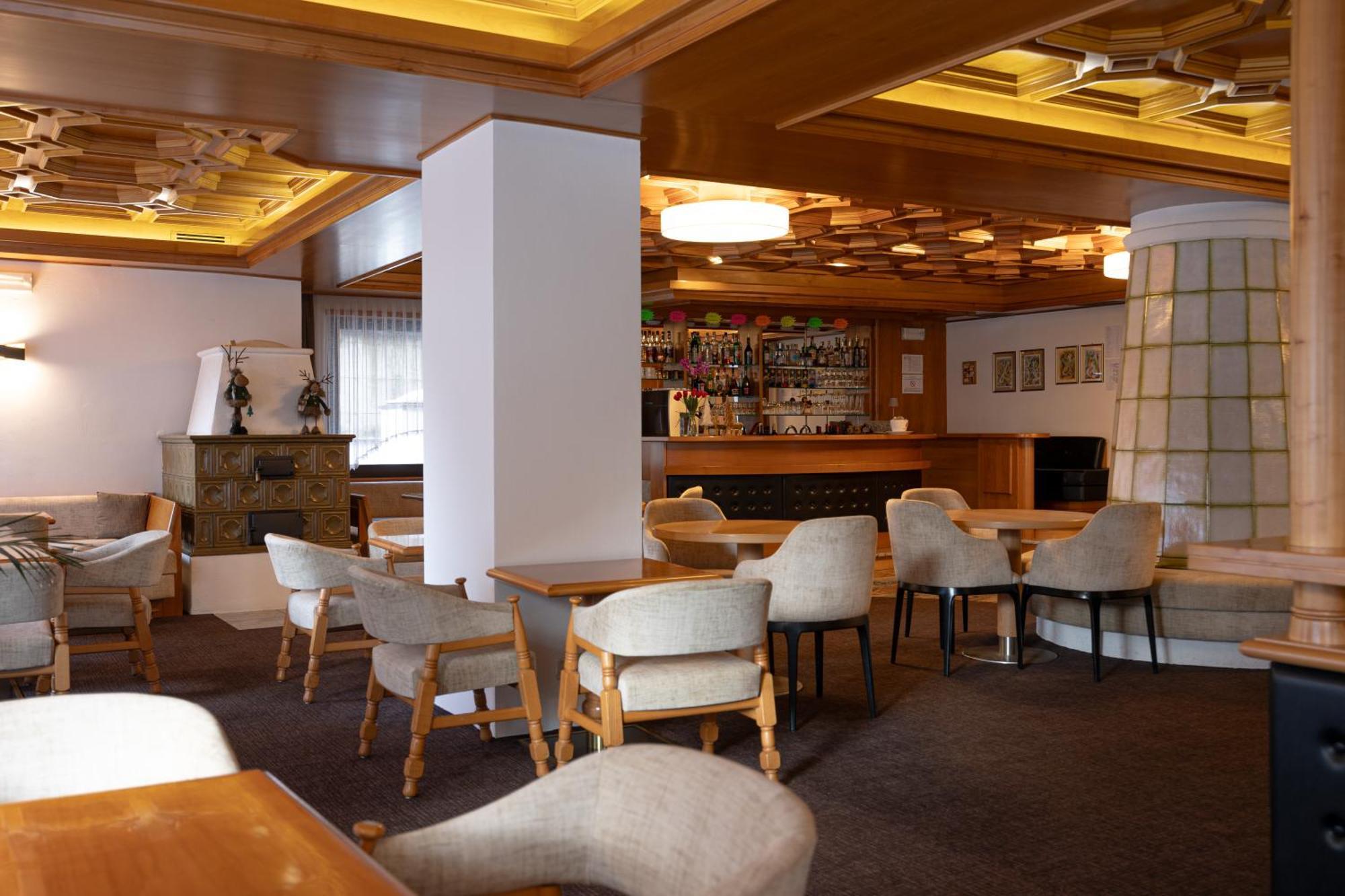 Hotel Engel Canazei Ngoại thất bức ảnh