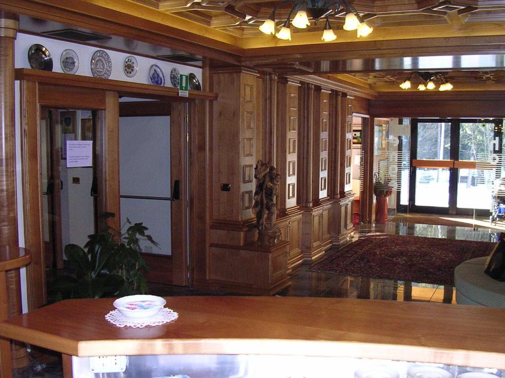 Hotel Engel Canazei Ngoại thất bức ảnh