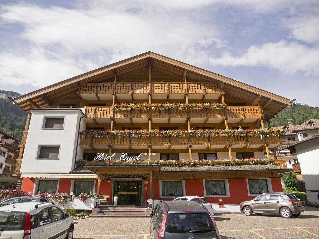 Hotel Engel Canazei Ngoại thất bức ảnh